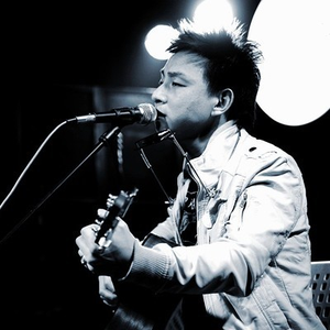 车里被䅤的最深的一天bl
