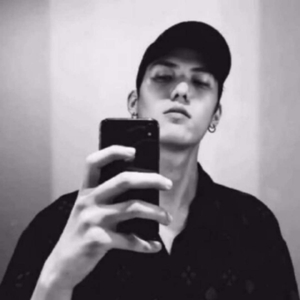 车里被䅤的最深的一天bl
